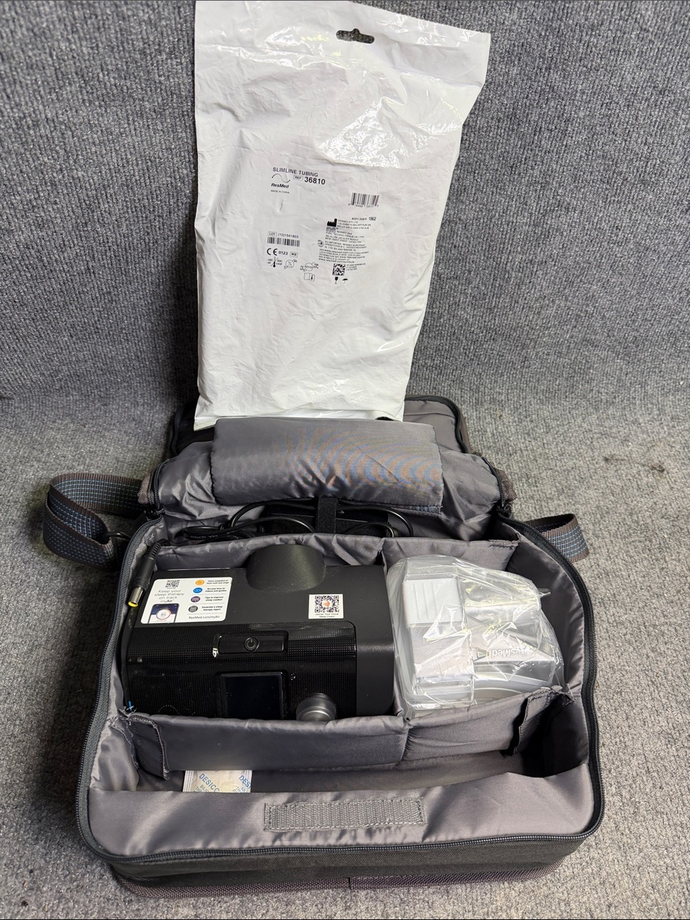 AIRSENSE 10 Autoset LIKE NEW! ( Only 1273 hours used)